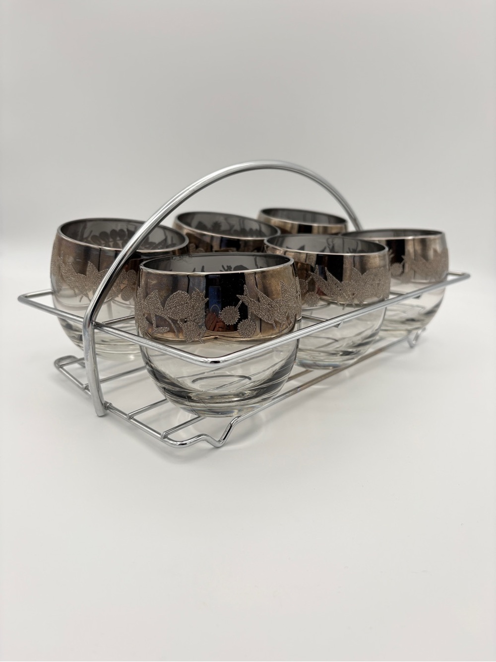 Silver Fade and Embossed Design Roly Poly Glasses with Caddy